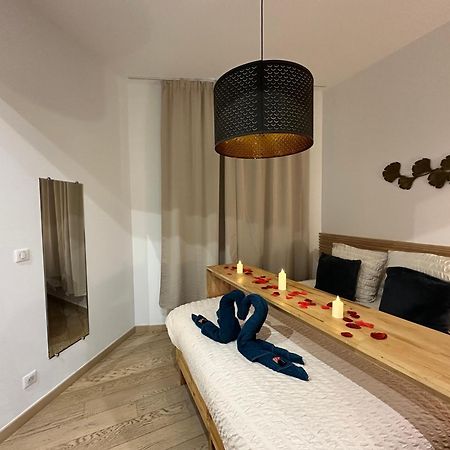 Mieuxqualhotel Jacuzzi Privatif La Parenthese Bordéus Exterior foto
