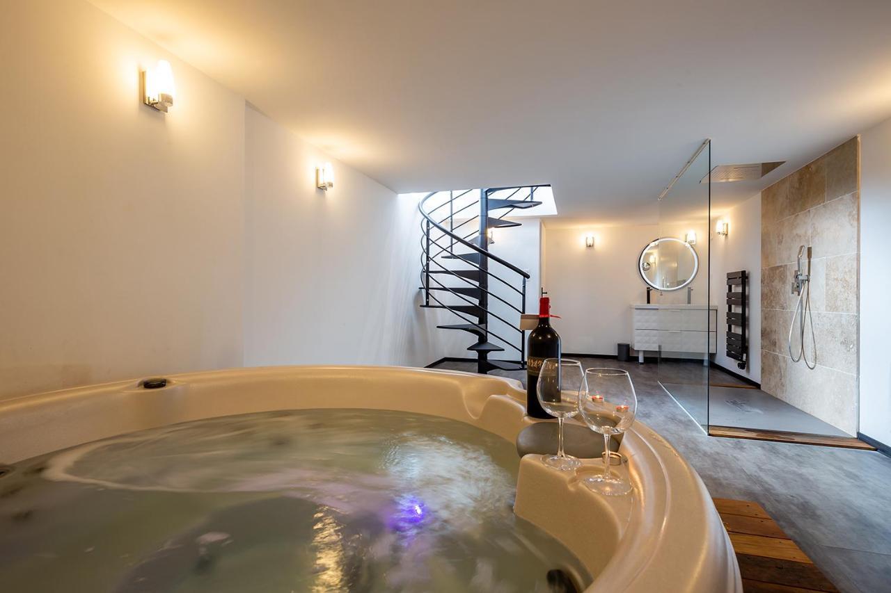 Mieuxqualhotel Jacuzzi Privatif La Parenthese Bordéus Exterior foto