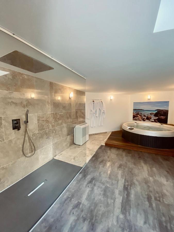 Mieuxqualhotel Jacuzzi Privatif La Parenthese Bordéus Exterior foto